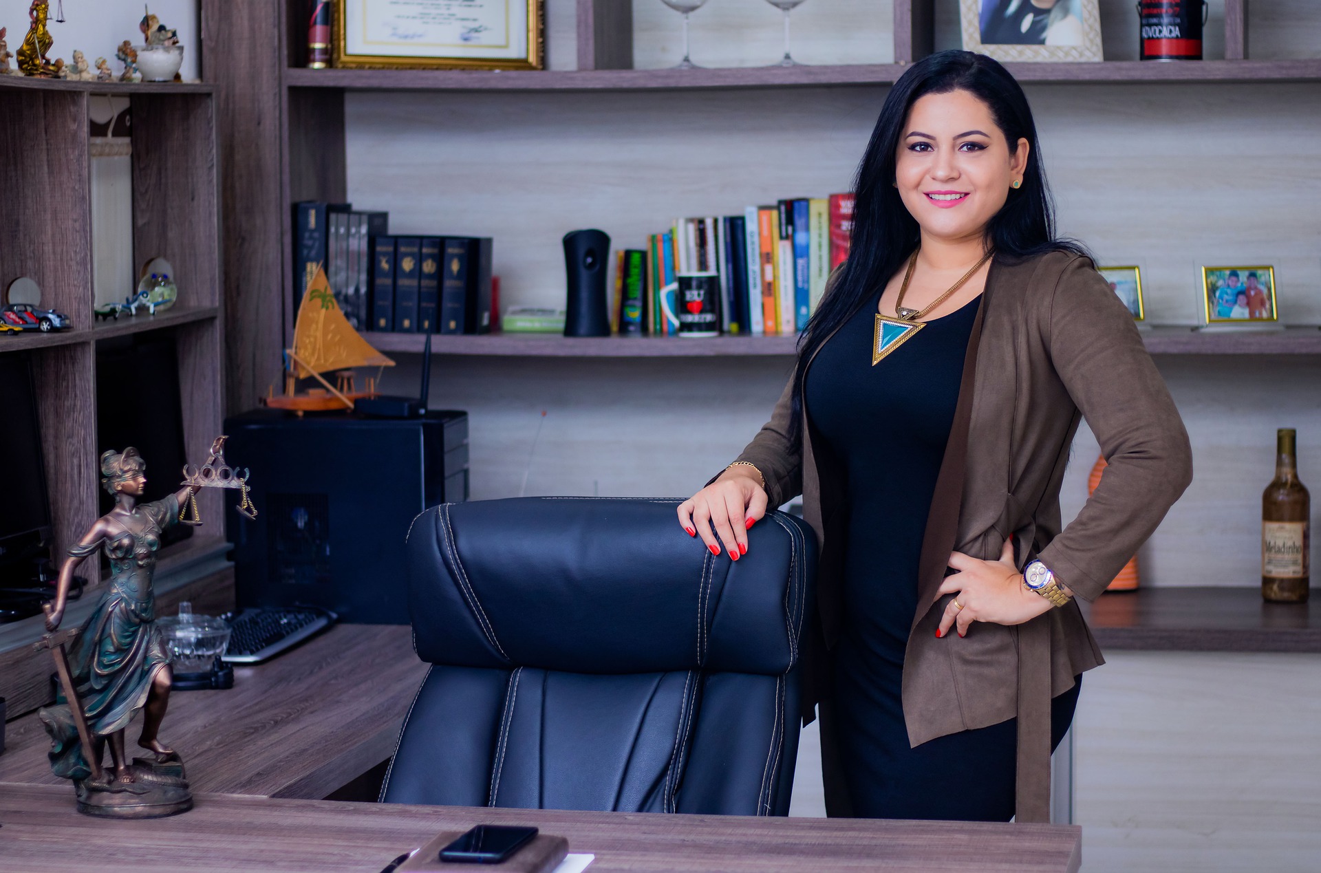 woman lawyer